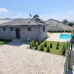 Dumanlar Villa *