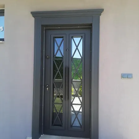 Vila Dumanlar *